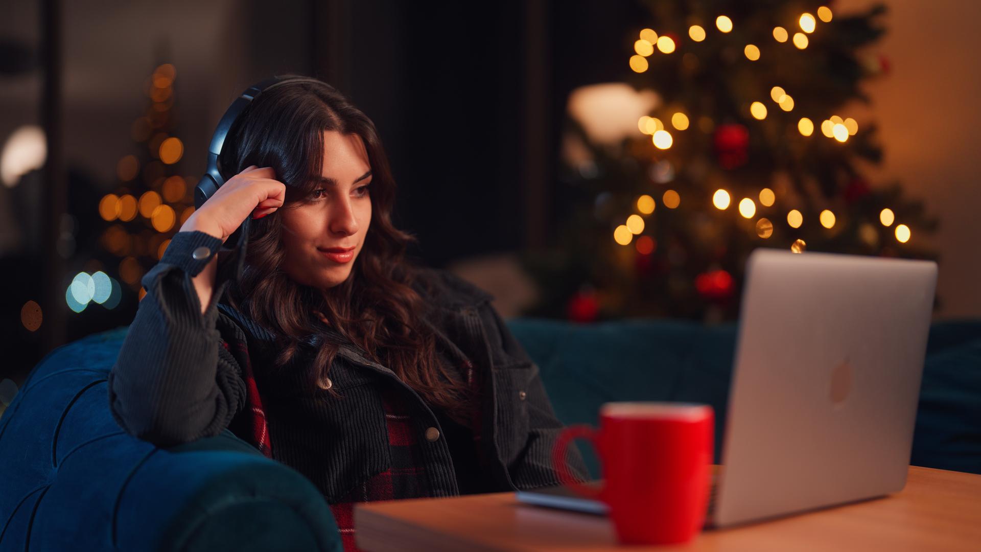 Reading, listening, and viewing tips for the holidays